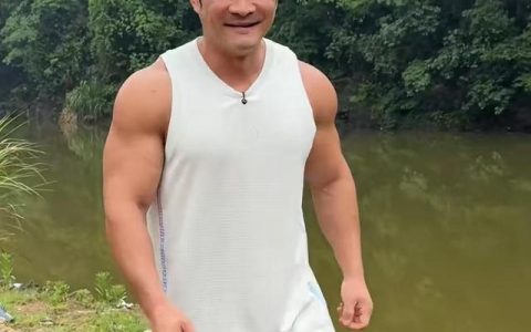 李赔光是什么梗